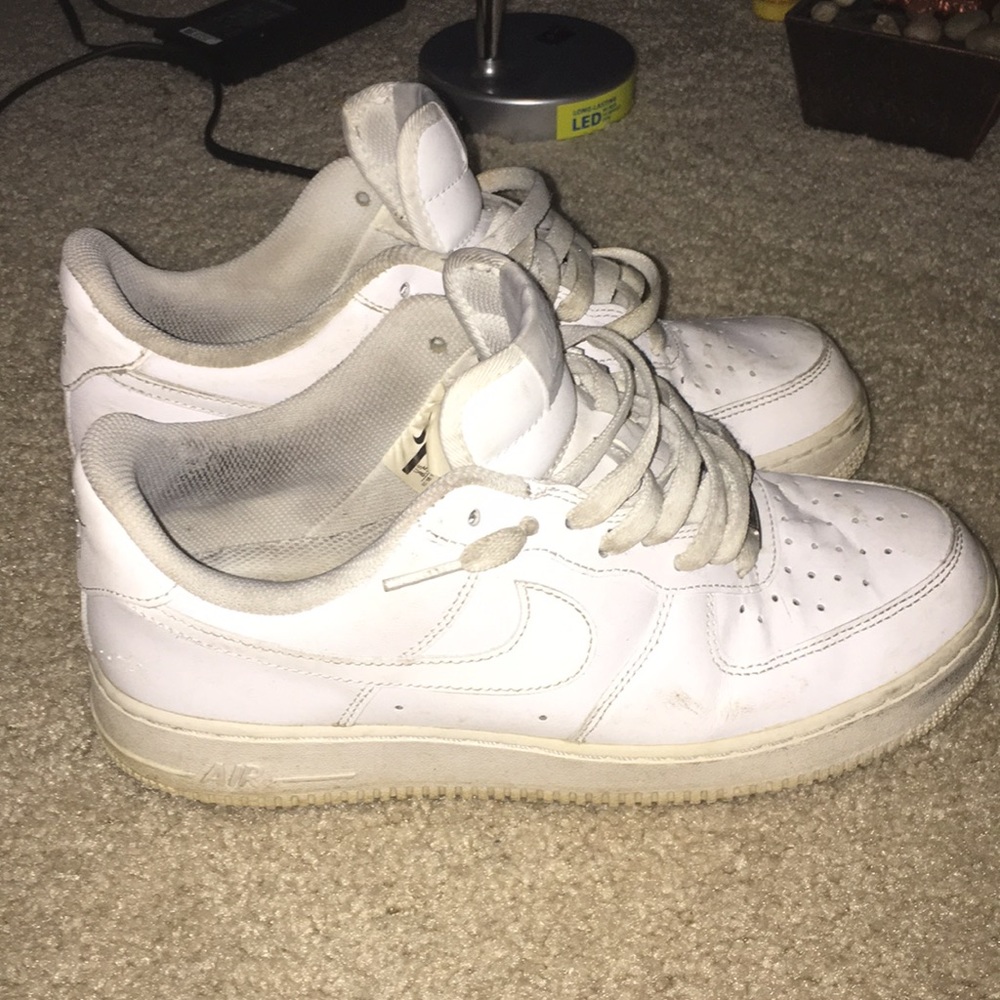 NIKE AIR FORCE 1 WHITE